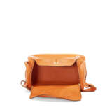 AN ORANGE H EVERGRAIN LEATHER LINDY 34 WITH GOLD HARDWARE - photo 5