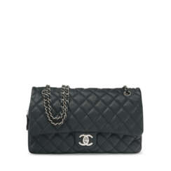 A BLACK CAVIAR LEATHER EASY FLAP BAG WITH SILVER HARDWARE