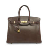 A NOISETTE CALFBOX LEATHER BIRKIN 35 WITH GOLD HARDWARE - фото 1