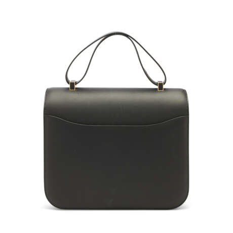 A LIMITED EDITION BLACK SOMBRERO LEATHER CARTABLE CONSTANCE 29 WITH GOLD HARDWARE - photo 3