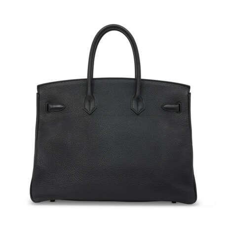 A BLACK CLÉMENCE LEATHER BIRKIN 35 WITH GOLD HARDWARE - Foto 4