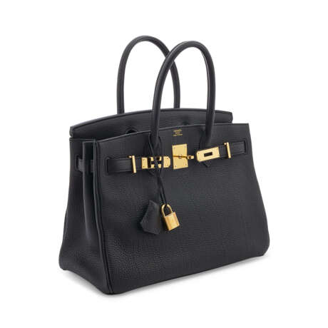A BLACK FJORD LEATHER BIRKIN 30 WITH GOLD HARDWARE - фото 2