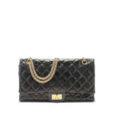 A BLACK AGED LAMBSKIN LEATHER 2.55 REISSUE 227 DOUBLE FLAP WITH ANTIQUED GOLD HARDWARE - Foto 1