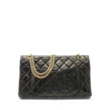 A BLACK AGED LAMBSKIN LEATHER 2.55 REISSUE 227 DOUBLE FLAP WITH ANTIQUED GOLD HARDWARE - photo 3
