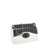 A BLACK & WHITE LAMBSKIN LEATHER FLAP BAG WITH GOLD HARDWARE - фото 2