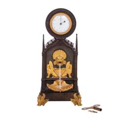 SMALL TABLE CLOCK WITH FOUNTAIN AUTOMAT,