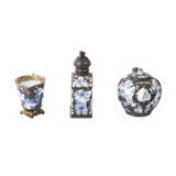 MEISSEN 6 rare drinking and service pieces 'blue painting' with silver mounts, 2nd half 18th c. - photo 3