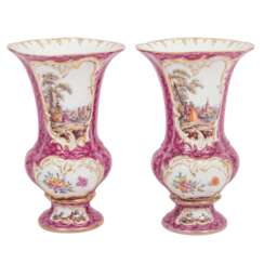 MEISSEN Pair of vases, 19th c.