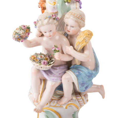 MEISSEN figure pendule 'Four Seasons' on pedestal with figure chandeliers, 1st choice, 19th c. - photo 11