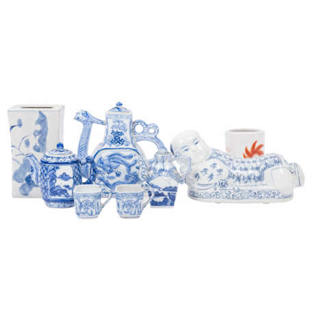 Convolute porcelain 8-pcs. CHINA: - Foto 1