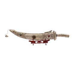 Large representative ornamental saber. CHINA, 20th century,