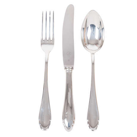 GEBRÜDER REINER Cutlery for 12 persons 'Chippendale', 800, 20th/21st c., - фото 1