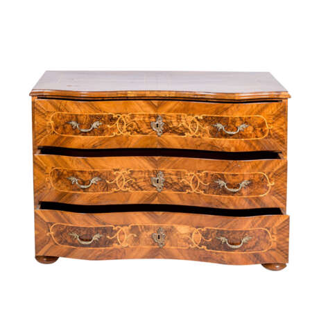 GREAT BAROQUE COMMODE - photo 3