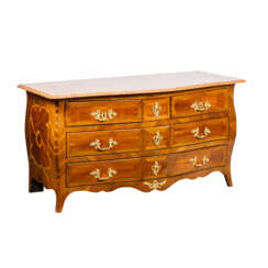 LOUIS XV CHEST OF DRAWERS