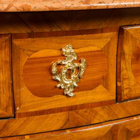 LOUIS XV CHEST OF DRAWERS - фото 3