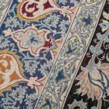 Oriental carpet with silk. ISFAHAN/PERSIA, 20th century, 160x110 cm. - photo 7