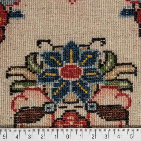 Oriental carpet. GHOM/PERSIA, 20th century, ca. 213x139 cm. - фото 4