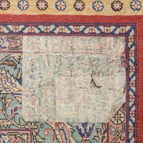 Oriental silk carpet. CHOTAN/PERSIA, 20th century, 153x93 cm. - photo 3