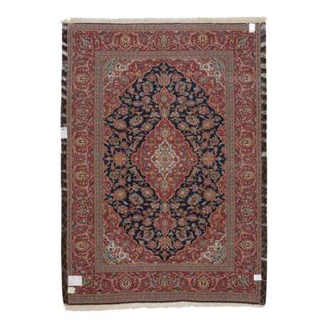 Oriental carpet. KASHAN/PERSIA, c. 1960, 205x143 cm. - photo 2