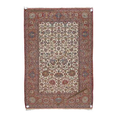 Oriental carpet. PERSIA, around 1900 or earlier, ca. 208x140 cm. - Foto 2
