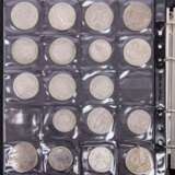 Recommended compilation of over 70 coins, cliffs, medals, - photo 3