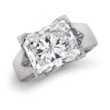 DIAMOND RING - Foto 1