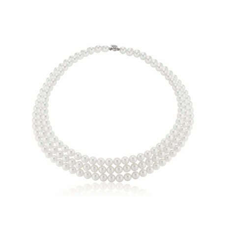 NO RESERVE | MIKIMOTO SET OF CULTURED PEARL AND DIAMOND JEWELRY - фото 4