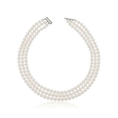 NO RESERVE | MIKIMOTO SET OF CULTURED PEARL AND DIAMOND JEWELRY - фото 5