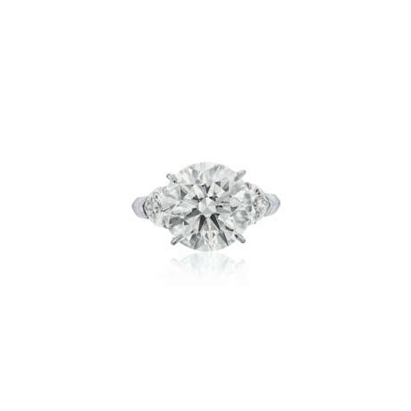 MOUSSAIEFF DIAMOND RING - фото 4