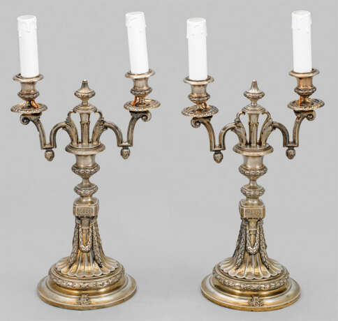 Paar Girandolen im Louis XVI-Stil als Lampen - фото 1