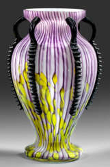 Art Déco-Henkelvase von Loetz