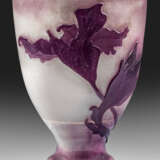 Seltene "Vase parlant" mit Magnoliendekor von Emile Gallé - Foto 1