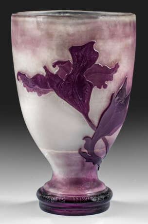 Seltene "Vase parlant" mit Magnoliendekor von Emile Gallé - Foto 1