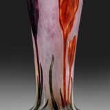 Bedeutende Vase mit geschnittenem Krokus-Dekor von Daum - photo 1