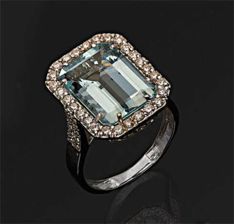 Eleganter Aquamarin-Ring - фото 1