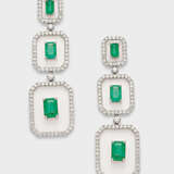 Paar extravagante Smaragd-Ohrgehänge - фото 1
