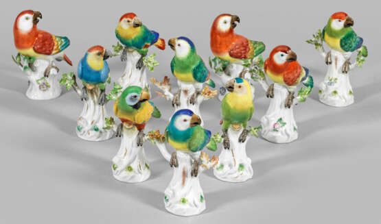 Sammlung von zehn Papageienfiguren - Foto 1