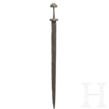 Wikingisches Schwert mit Rückenklinge, Skandinavien, 9./10. Jhdt. - Foto 1