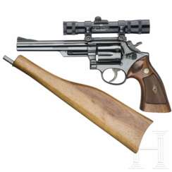 Smith & Wesson Mod. 53, "The 22 Centerfire Magnum /Jet", mit Anschlagschaft und ZF