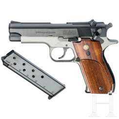Smith & Wesson Mod. 39 - SS, "Early Stainless Steel Frame and Steel Slide"