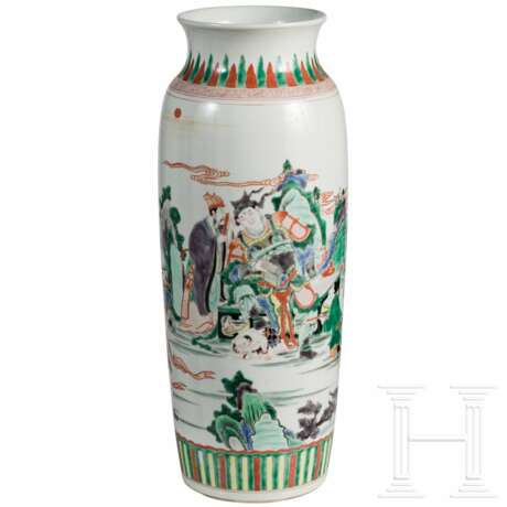 Große Famille-verte-Vase mit figürlicher Szene, China, 19./20. Jhdt. - photo 1