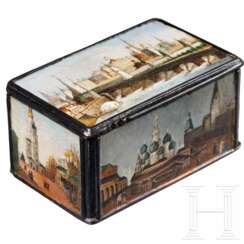 Sehr seltene Lackdose mit umseitiger Bemalung mit Kreml-Ansichten, Russland, Danilowo, Manufaktur Pjotr und Alexander Lukutin, 1841 - 1863