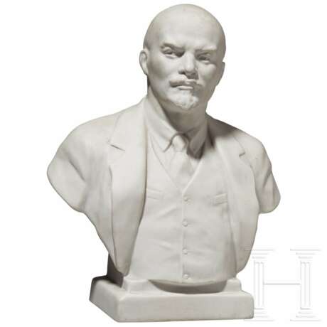 Büste von Wladimir Iljitsch Lenin, Sowjetunion, Leningrad (St. Petersburg), wohl Porzellanmanufaktur Lomonosow, 1959 - фото 1