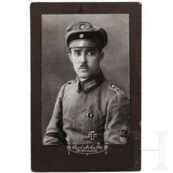 Leutnant d.R. Emil Thuy (1894 - 1930) - signiertes Portraitfoto, 1917