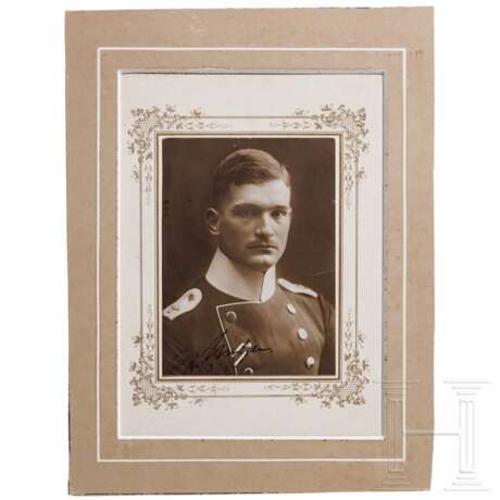 Leutnant Max von Mulzer (1893 - 1916) - signierte Portraitaufnahme des PLM-Fliegers - photo 1