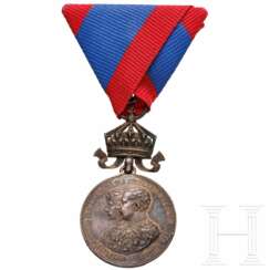 Silberne Medaille mit Krone "Für die Hochzeit von Prinz Ferdinand I. und Marie-Louise", 1893