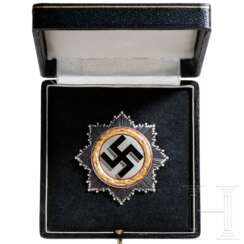 Deutsches Kreuz in Gold im Verleihungsetui