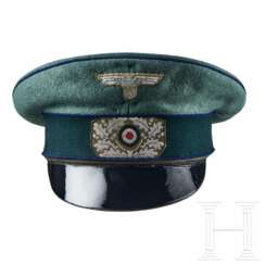 A Crusher-Style Visor Cap for Medical Officers