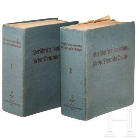 "Vorschriftensammlung für die Deutsche Polizei - Ausgabe Preußen", Band 1 und 2, um 1939 - фото 1