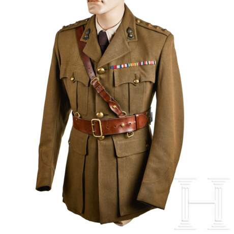 A Canadian Officer Service Tunic - фото 1